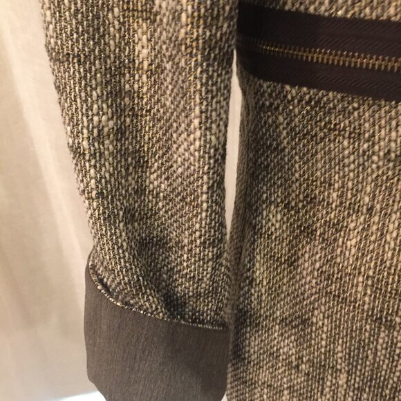 Womens Jacket - Picture 3 of 7